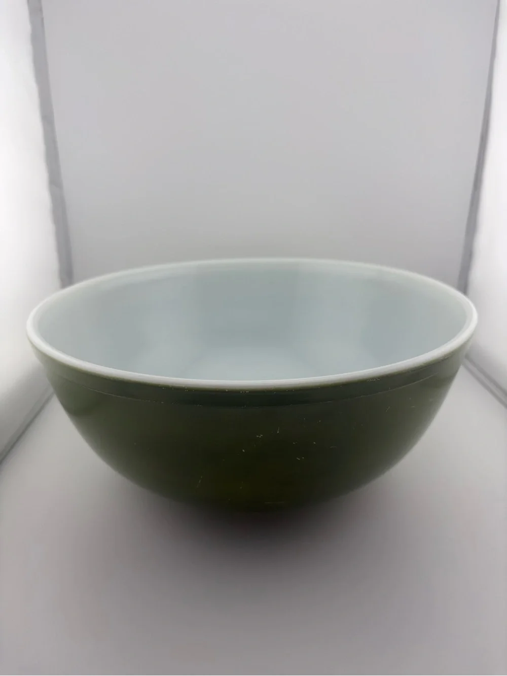 Vintage Pyrex Avocado Green 404 Mixing Bowl